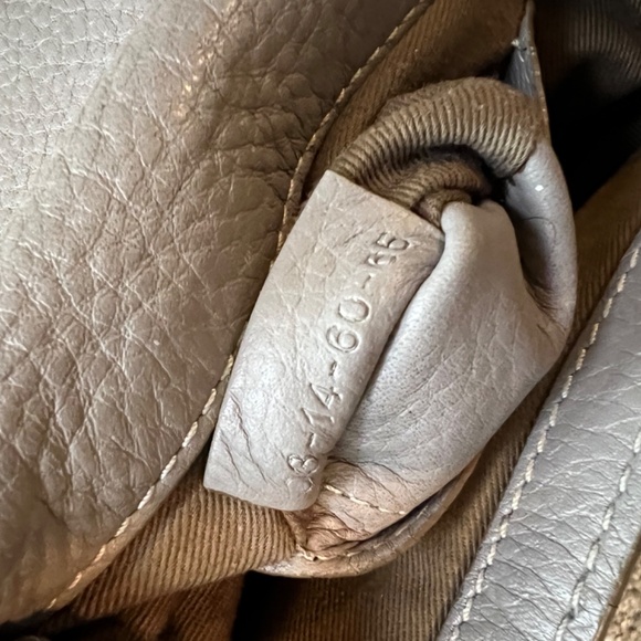 Chloé Small Saddle Bag in Grey Grain Calfskin - Picture 6 of 7